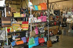 'Seasonless' Trends Key at Fashion Market Northern California 'Seasonless' Trends Key at Fashion Market Northern California