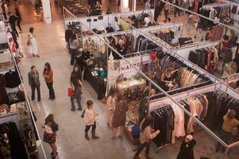 A Current Affair's Market for Vintage Looks A Current Affair's Market for Vintage Looks