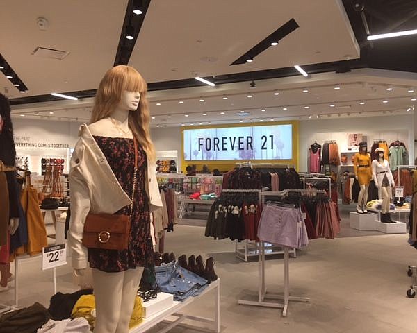 Forever 21 Opens New Hollywood & Highland Store, forever 21 fotos