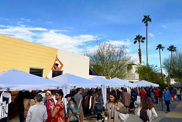 Image of a market run by East + West Experiential Markets, which will produce an outdoor market at Row DTLA. Image via phoeniciaflea.com