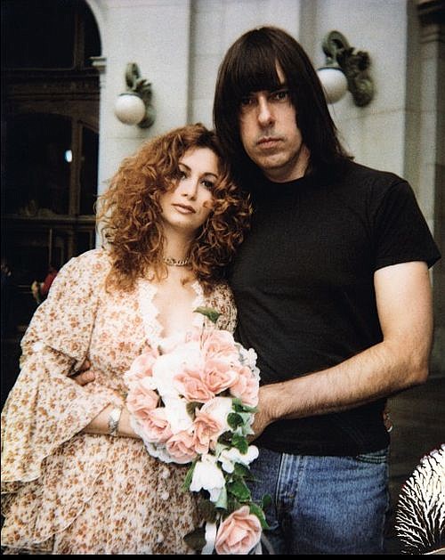Linda and Johnny Ramone. Image via Wikipedia