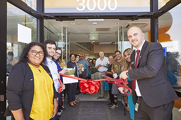 Grand opening of OneWest branch in West Los Angeles | Photo courtesy of CIT