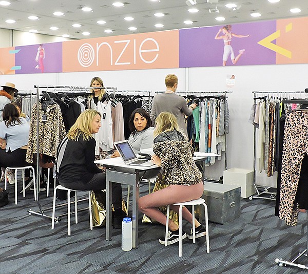 Onzie booth