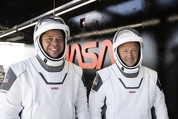 Bob Behnken, left, and Doug Hurley. Image via SpaceX.com