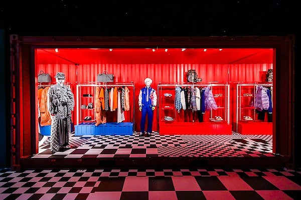 louis vuitton pop up shop