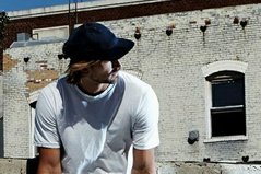 LA Maker of Lux Tees Expands to Menswear 