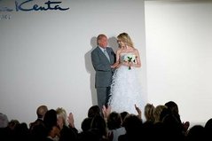Remembering Oscar de la Renta in LA