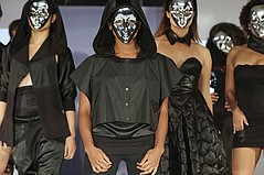 Holiday & Fantasy Looks with Fashion Speaks Show