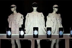 Anrealage's Fabric Puts on a Show