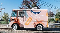 Madewell Pop-Up Mobile Truck Making the Rounds in L.A. This Week Madewell Pop-Up Mobile Truck Making the Rounds in L.A. This Week