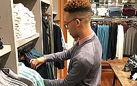 Old Navy Will Pay for Your Lyft Trip Old Navy Will Pay for Your Lyft Trip
