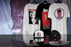 Vans x David Bowie Collection Celebrates Entertainer's Legacy Vans x David Bowie Collection Celebrates Entertainer's Legacy