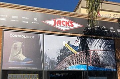Jack’s Surfboards Unveils Snowboard Shop Jack’s Surfboards Unveils Snowboard Shop