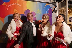 Ron Robinson Kicks Off Holiday With Happy Ending Party & Bids Farewell to Bricks-and-Mortar