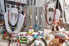 IFJAG Creates Community for One-Stop Jewelry-and-Accessories Shopping