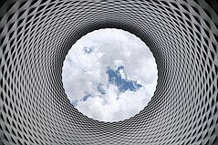 The Fashion Industry Relies on Cutting-Edge Tech to Weather Cloudy Skies The Fashion Industry Relies on Cutting-Edge Tech to Weather Cloudy Skies