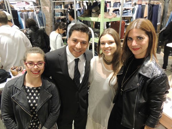 Pictured from left: Jessica Hencier; José Huizar, Los Angeles city councilmember representing District 14, Bridget Mitchell, UO’s district merchandiser; and Angie Biggs, UO’s district manager.