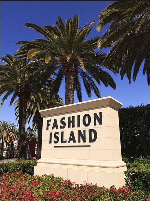 Fashion Island  Newport Beach, CA 92660