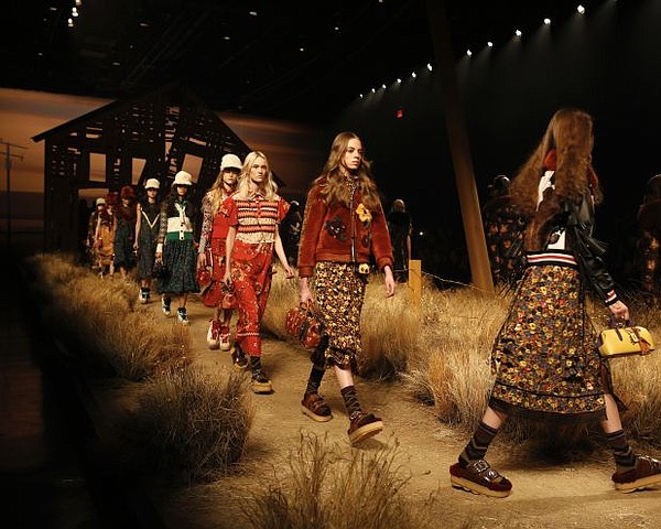 Coach…In Virtual Reality | California Apparel News