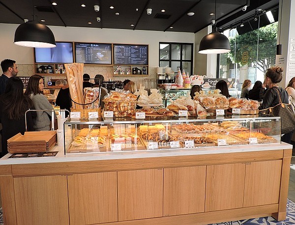 Inside the Paris Baguette