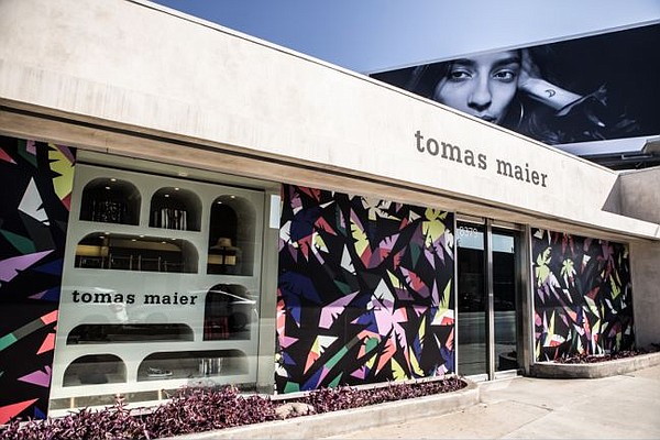 Exterior of L.A. shop for Tomas Maier. Courtesy of Kate Jones