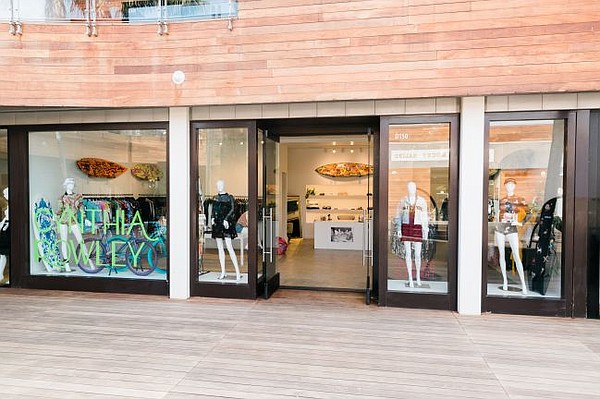 Exterior of Cynthia Rowley. All photos by Jennifer Fujikawa