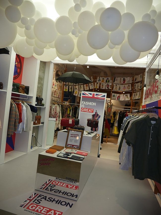 #FashionIsGreat pop-up
