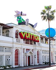 Louis Vuitton Pop Up In Beverly Hills Ca