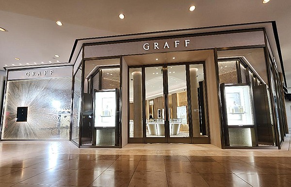 Ahead of the holiday season, London-based fine-jewelry maker Graff opened its ninth U.S. location with the launch of a South Coast Plaza salon in Costa Mesa, Calif.