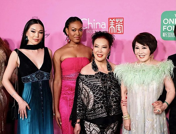 Sue Wong Models Anna Gupta & Jazzika Kile; Honoree, Fashion Designer Sue Wong; Chairwoman Yu-Sai Kan. | Photo by Sheri Determan