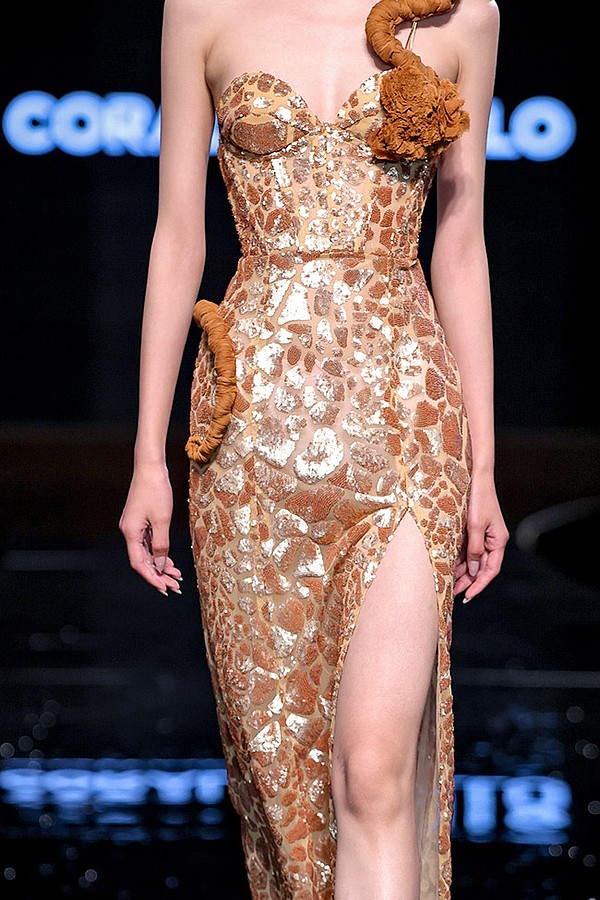 Coral Castillo | Photo by Art hearts fashion