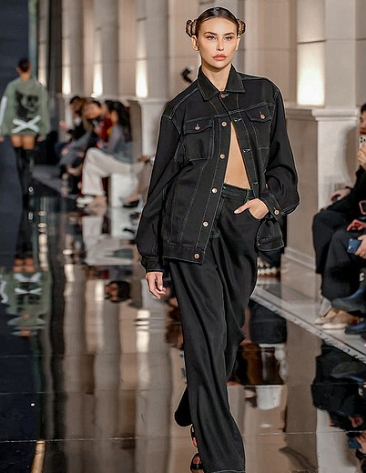 Cross Colours | Photo by Art Hearts fashion